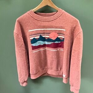 Mountain and Isles Graphic Sweatshirt Women's M/M‎ Pink Landscape Crew Neck